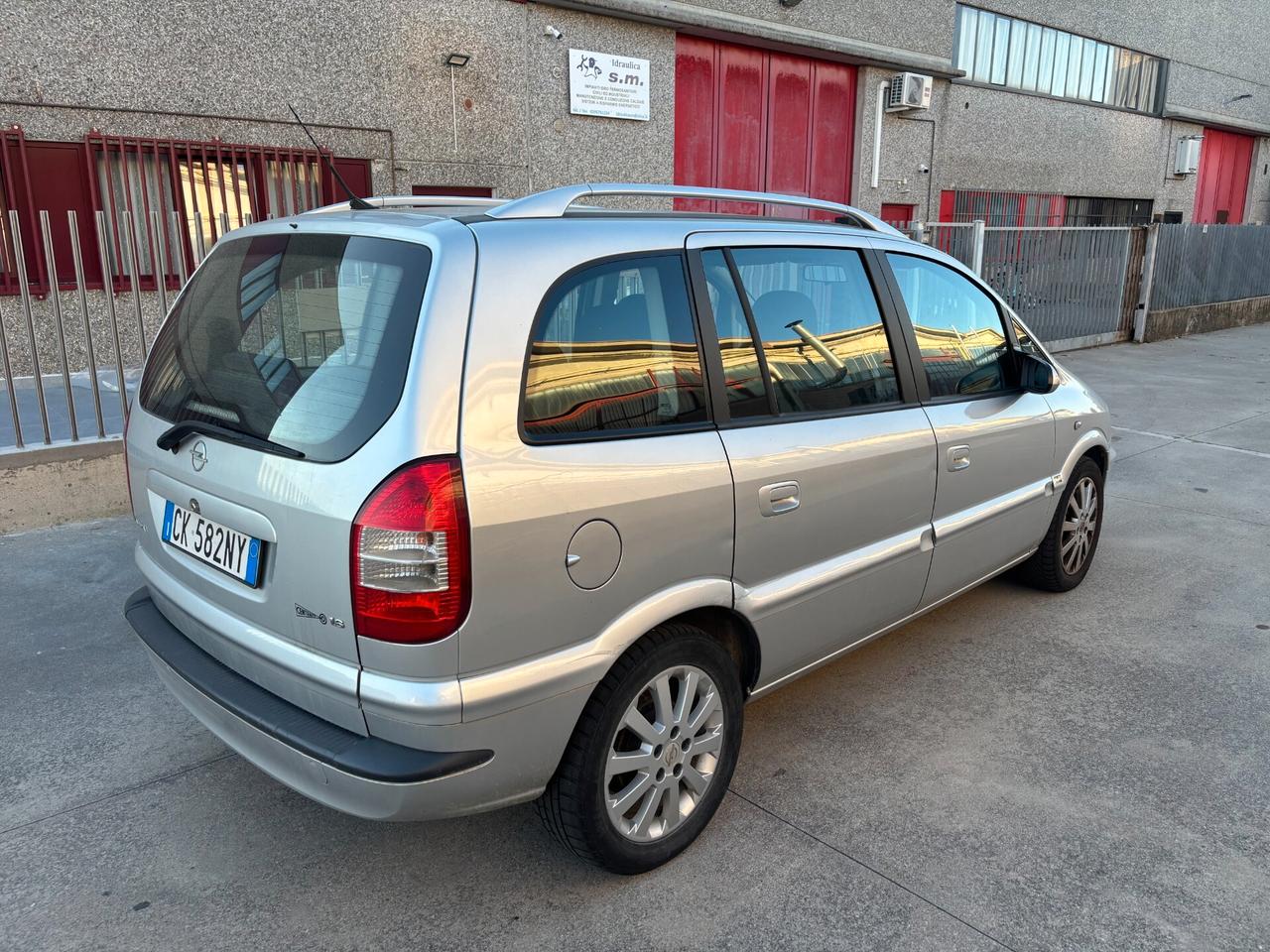 Opel Zafira 1.8 16V cat Fashion Line