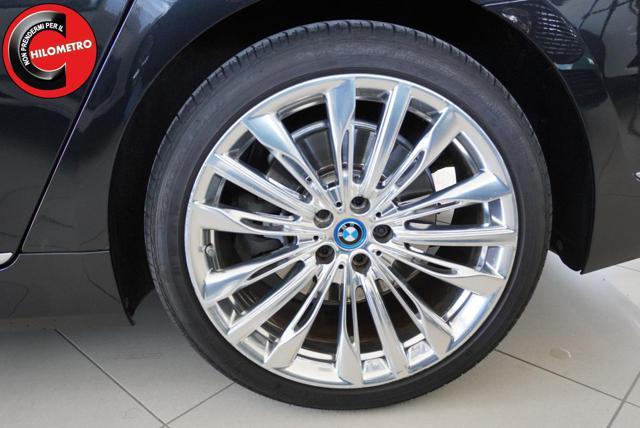 BMW 740 e Eccelsa (326 CV phev )