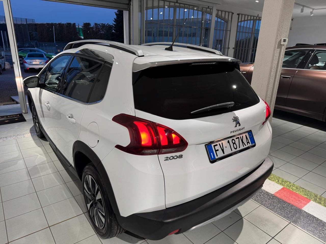 Peugeot 2008 PureTech 82 S&S Allure