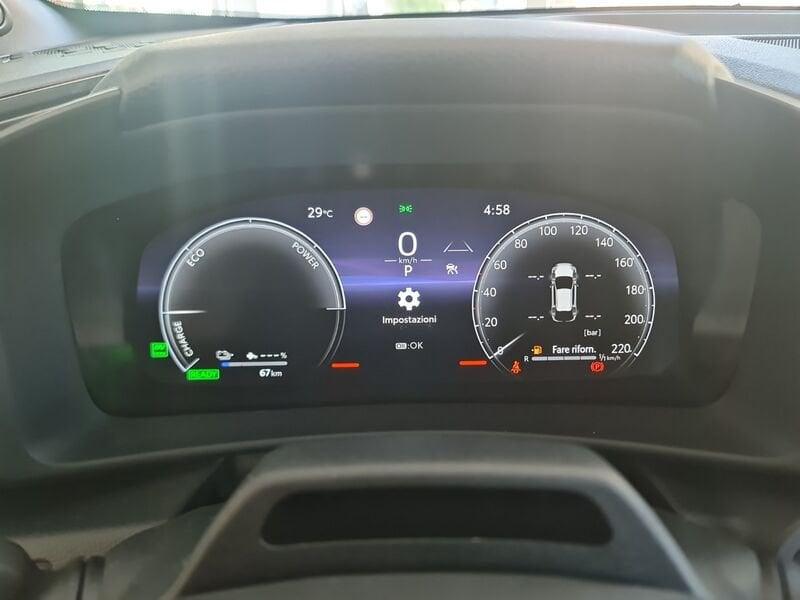 Toyota C-HR Plug-in Hybrid 220 Lounge Hero