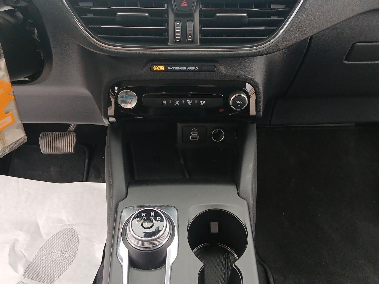Ford Kuga 2.5 full hybrid Titanium 2wd 180cv auto