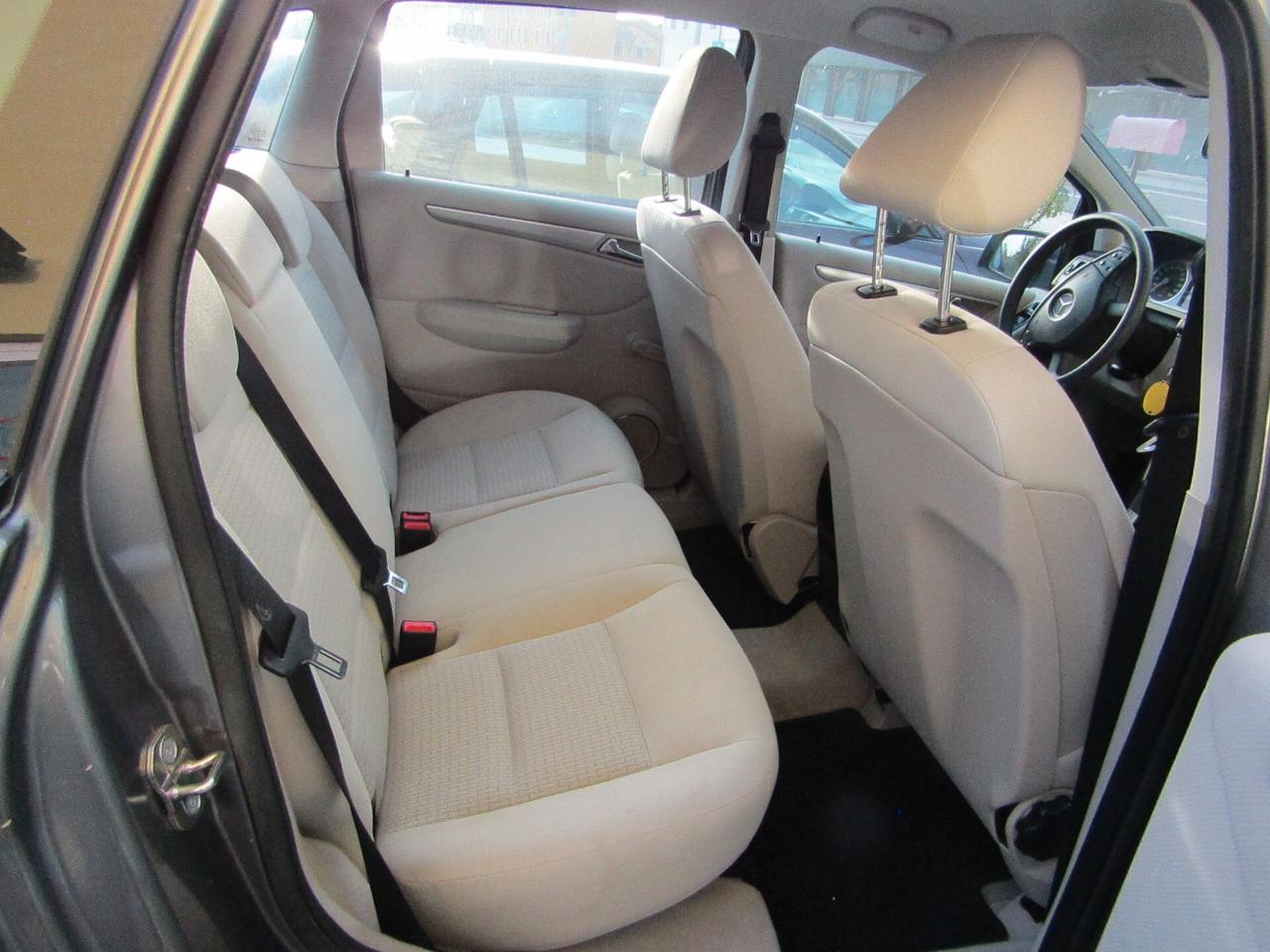 Mercedes-benz B 180 AUTOMATIC Executive