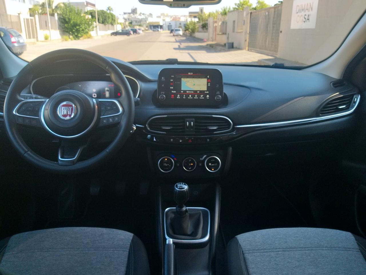 Fiat Tipo 1.6 Mjt S&S 5 porte Cross