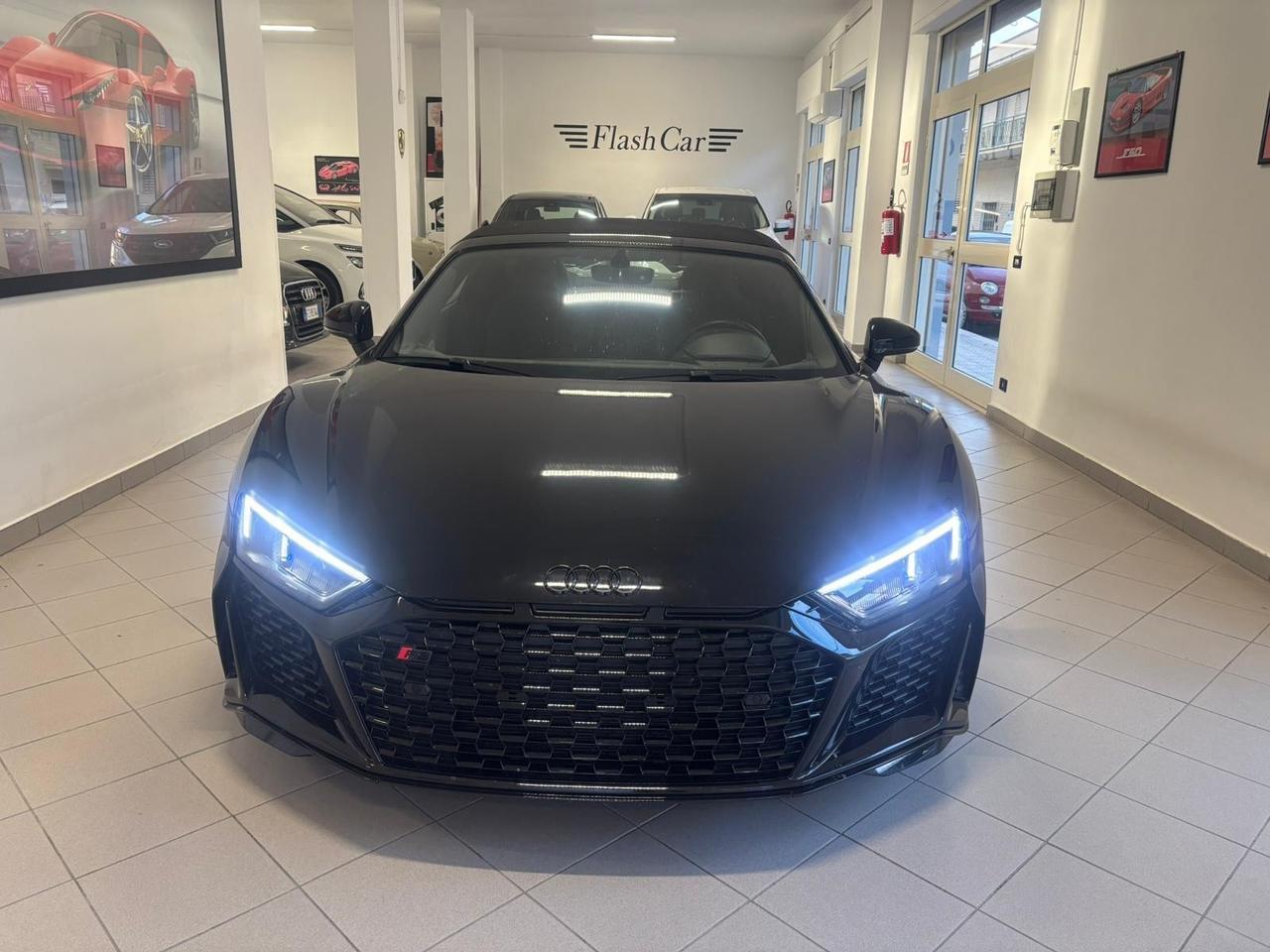 Audi R8 Spyder V10 RWD S tronic