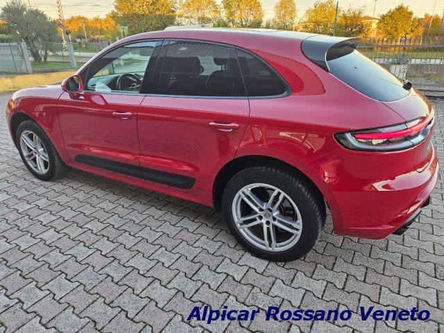 PORSCHE Macan 2.0 T