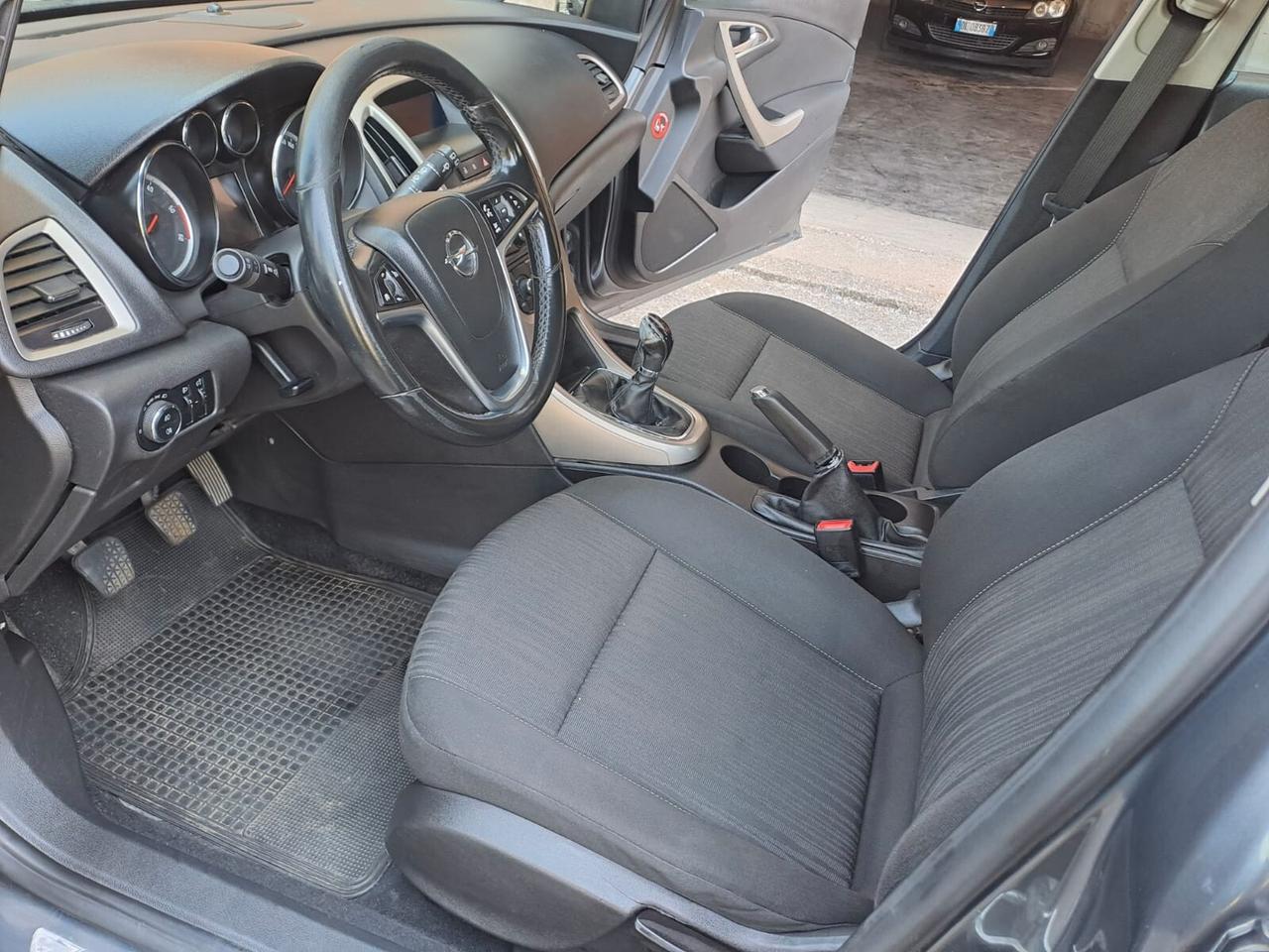 Opel Astra 1.7 CDTI 125CV 5 porte Cosmo