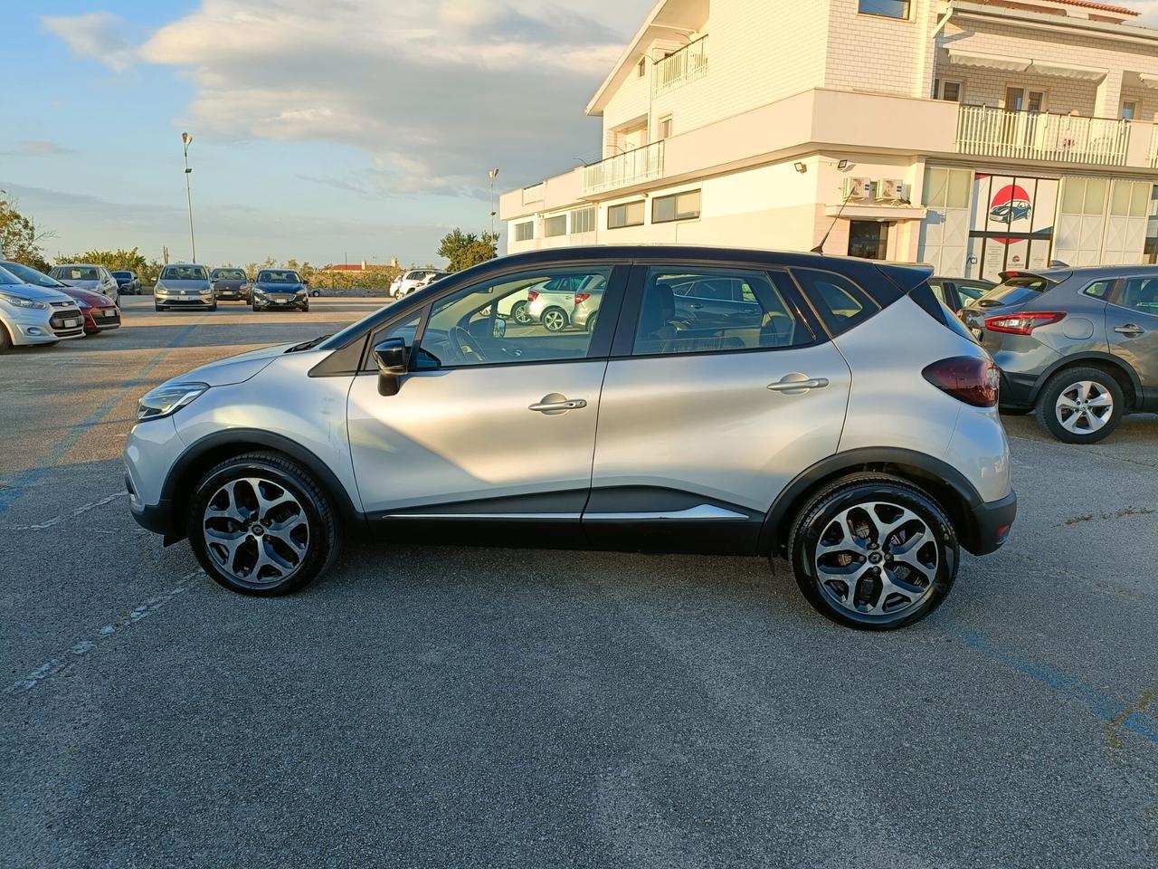 Renault Captur 1.5 dCi 90 CV Energy Intens FAR LED