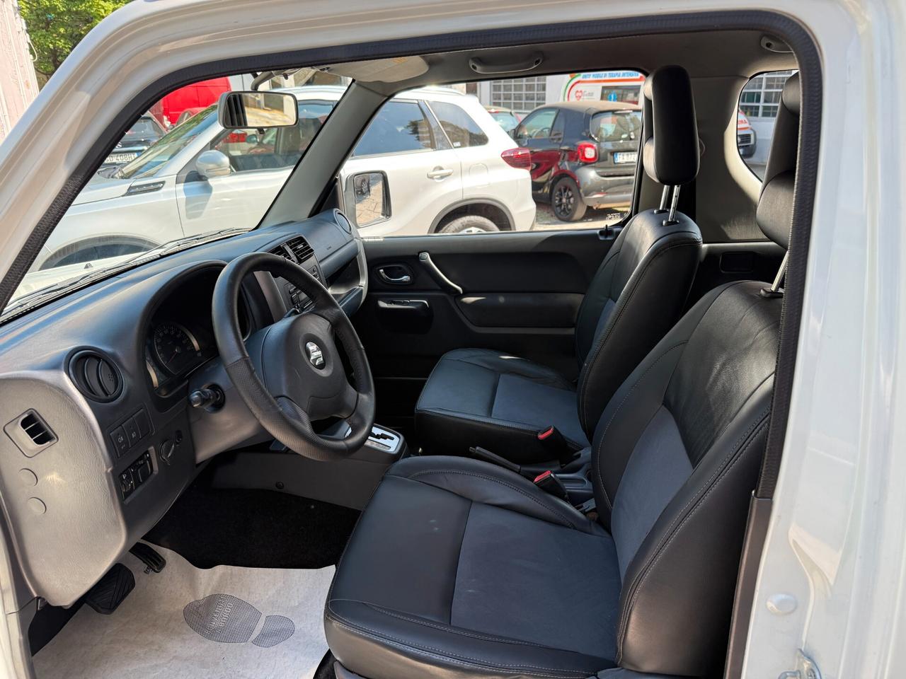 Suzuki Jimny 1.3i 16V cat 4WD JLX Cambio AUTOMATICA