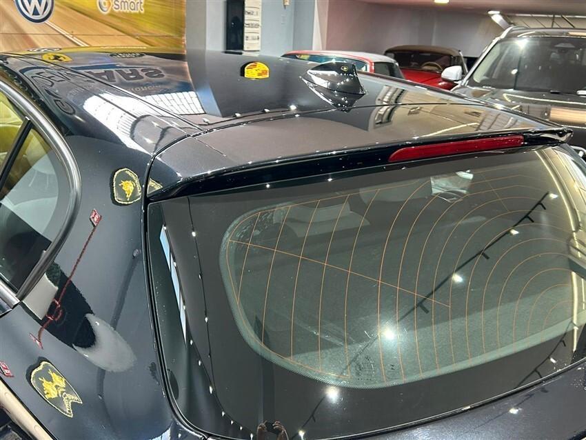 Bmw 116 116d 5p. Urban