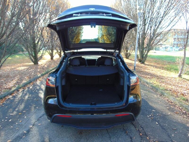 TESLA Model Y Model Y Long Range AWD