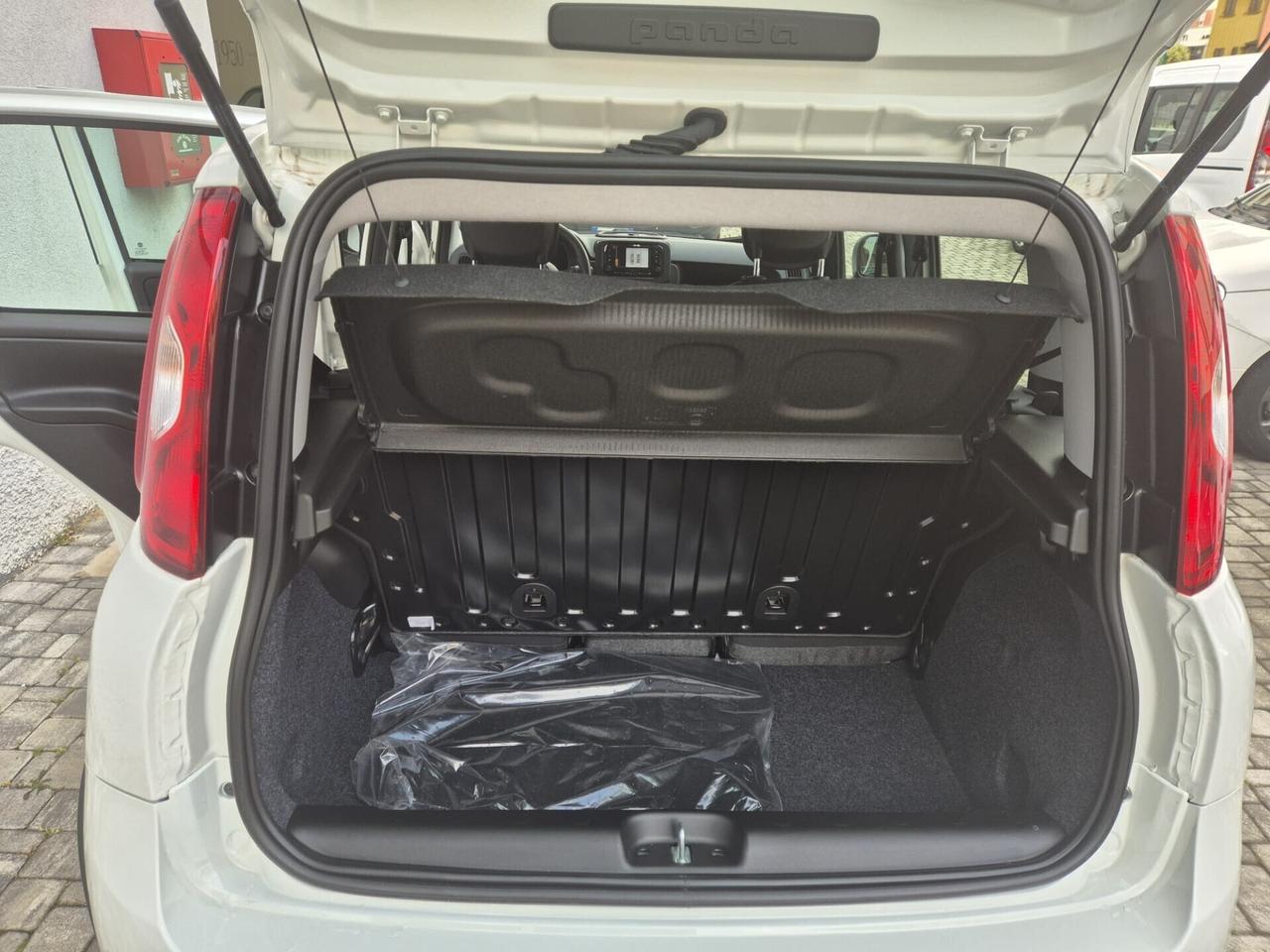 Fiat Panda 1.0 FireFly S&S Hybrid Pandina OK NEOPA