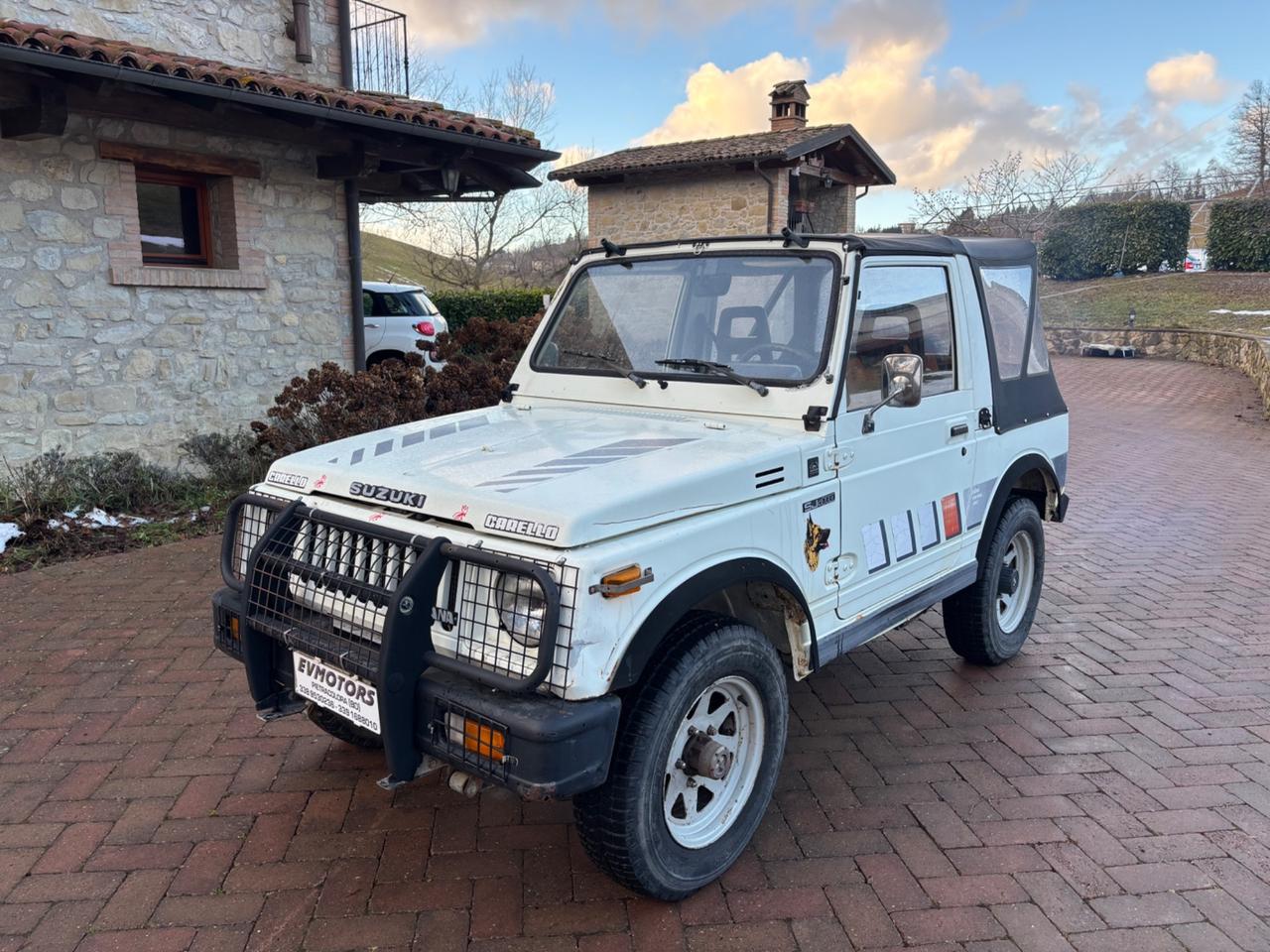 Suzuki SJ 410 SJ410 Cabriolet De Luxe