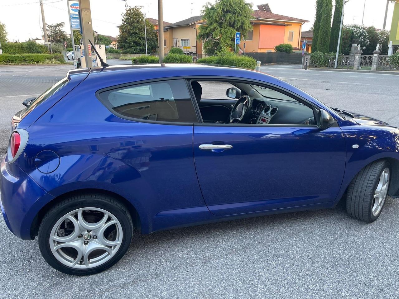 Alfa Romeo MiTo 1.3 JTDm-2 95 CV S&S Distinctive Sport Pack