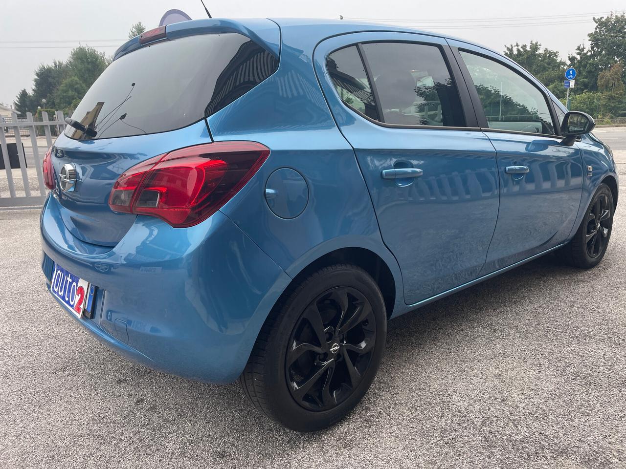 Opel Corsa 1.2 5 porte Black Edition x NEOPATENTATI