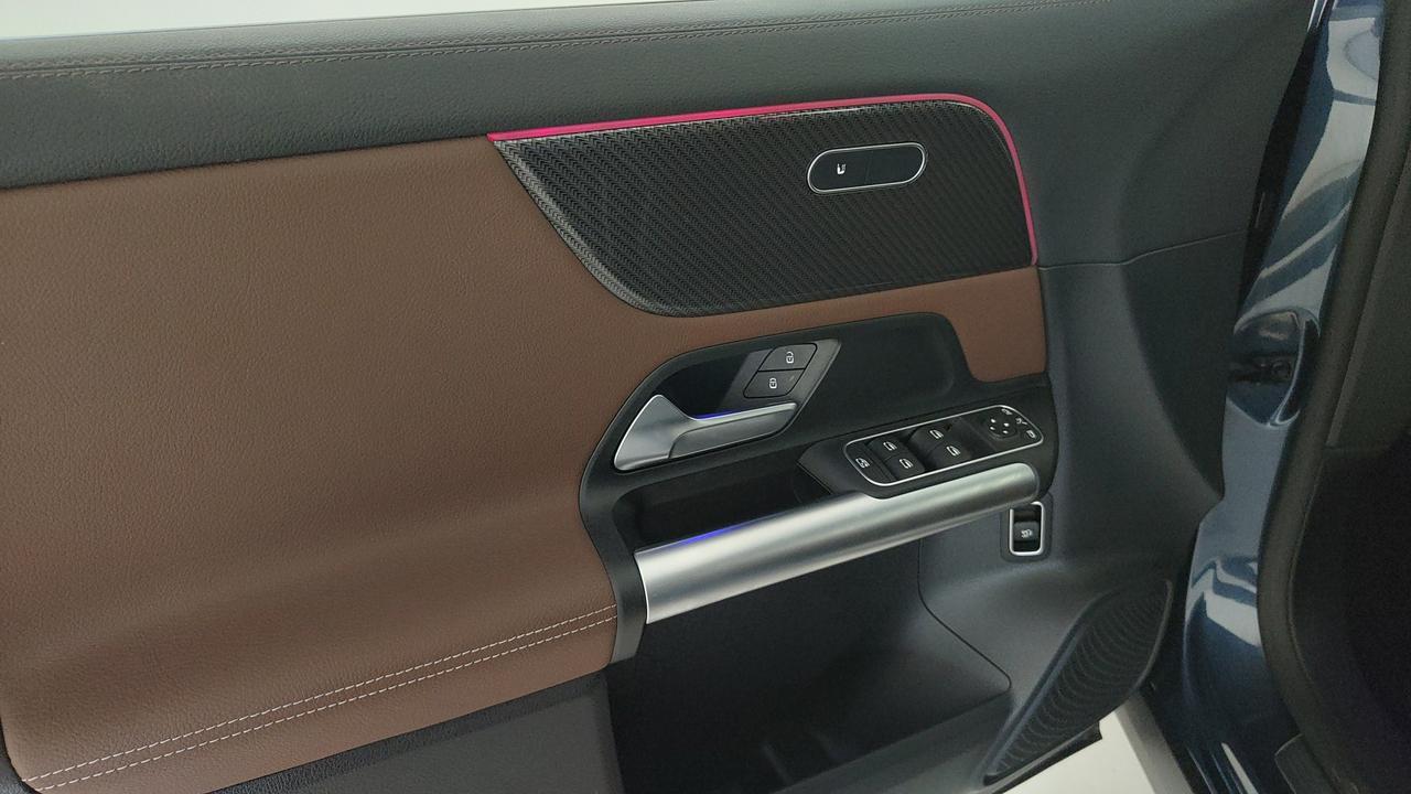 Mercedes-Benz GLA 200 d Premium auto