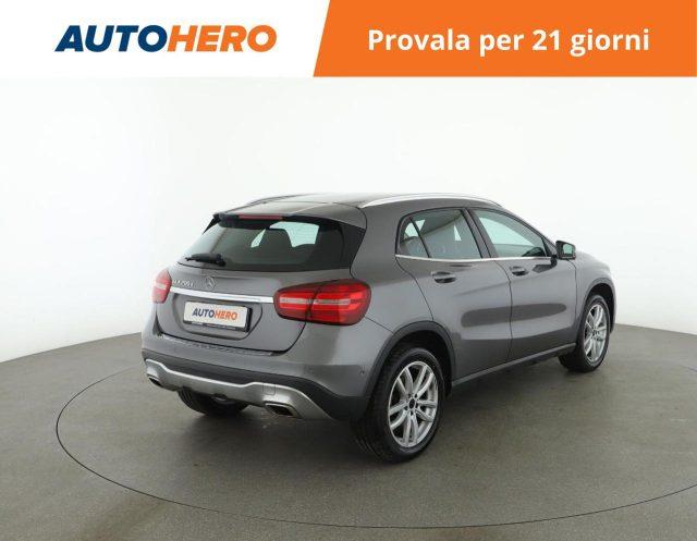 MERCEDES-BENZ GLA 200 d Automatic Sport