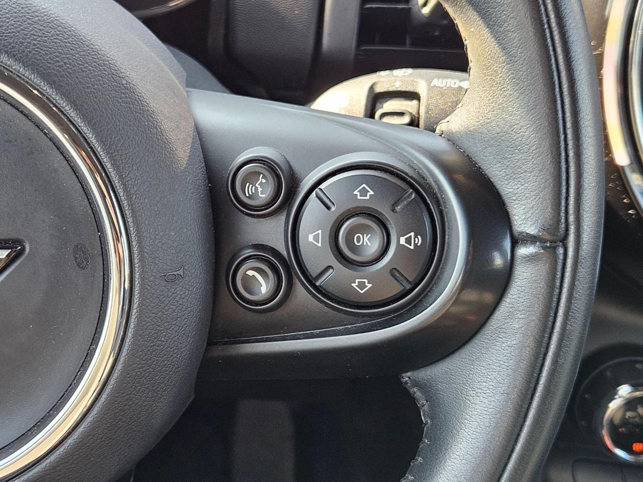 MINI One 1.5 5 porte Virtual Display