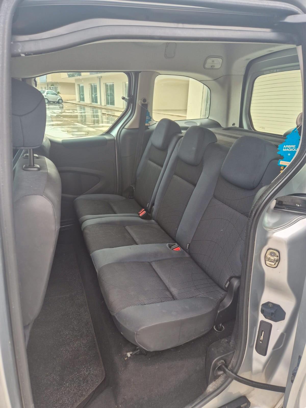 Peugeot Partner Tepee 1.6 HDi 112CV Premium