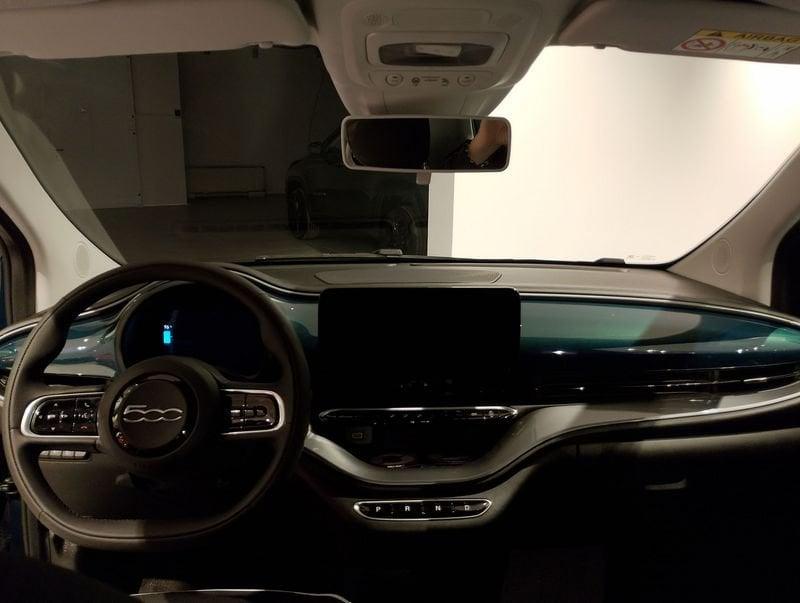FIAT 500 500e Berlina 42 kWh