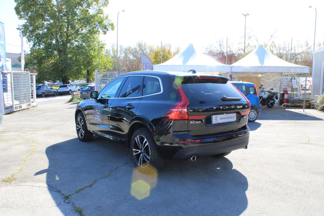 Volvo XC 60 XC60 B4 (d) AWD Geartronic Momentum