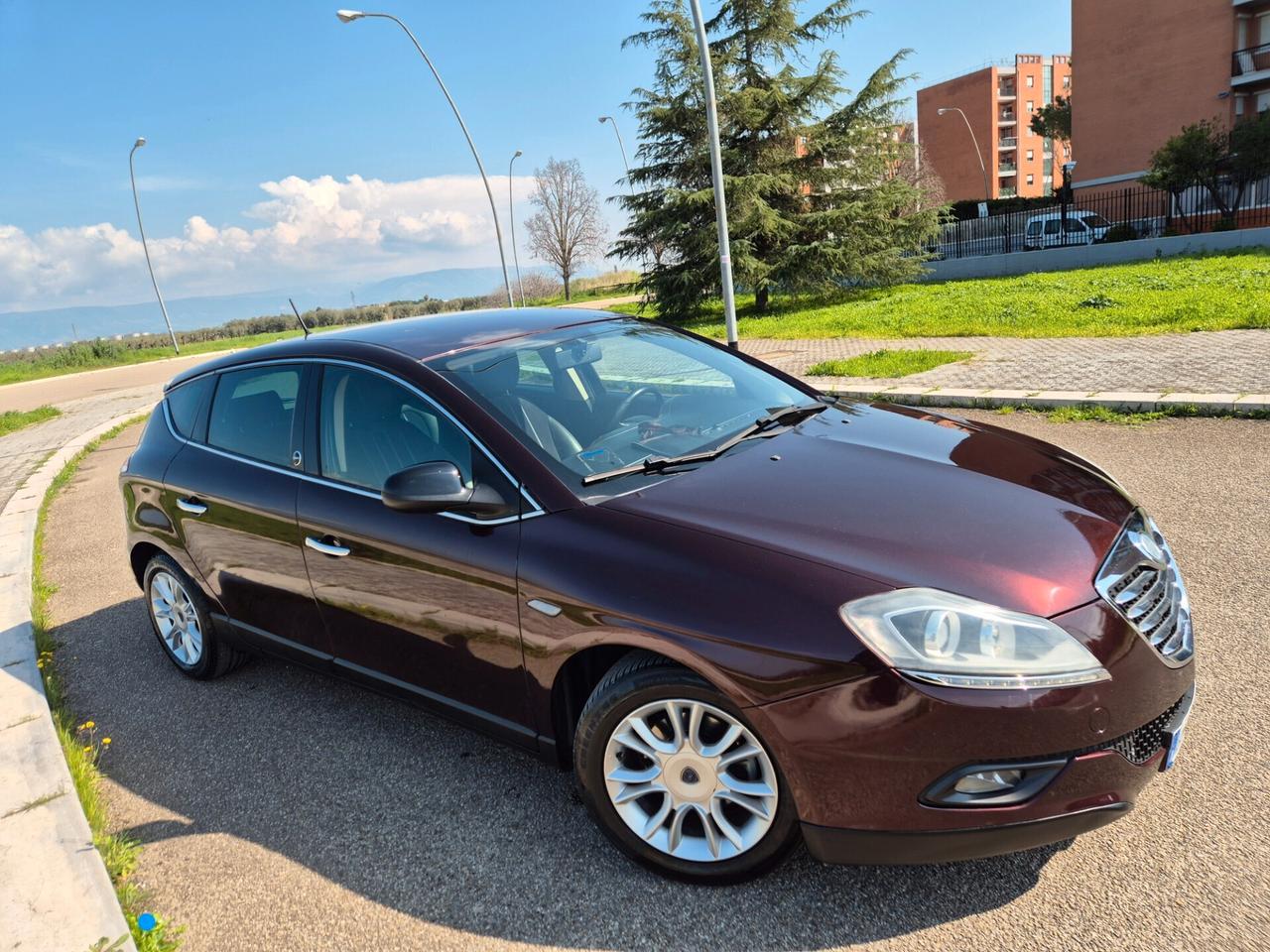 Lancia Delta ecochic 1.4 T-Jet 120 CV gpl anno 2013