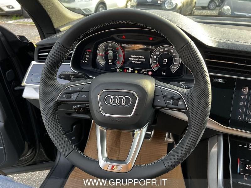 Audi Q8 Q8 SUV TDI quattro tiptronic Identity Black