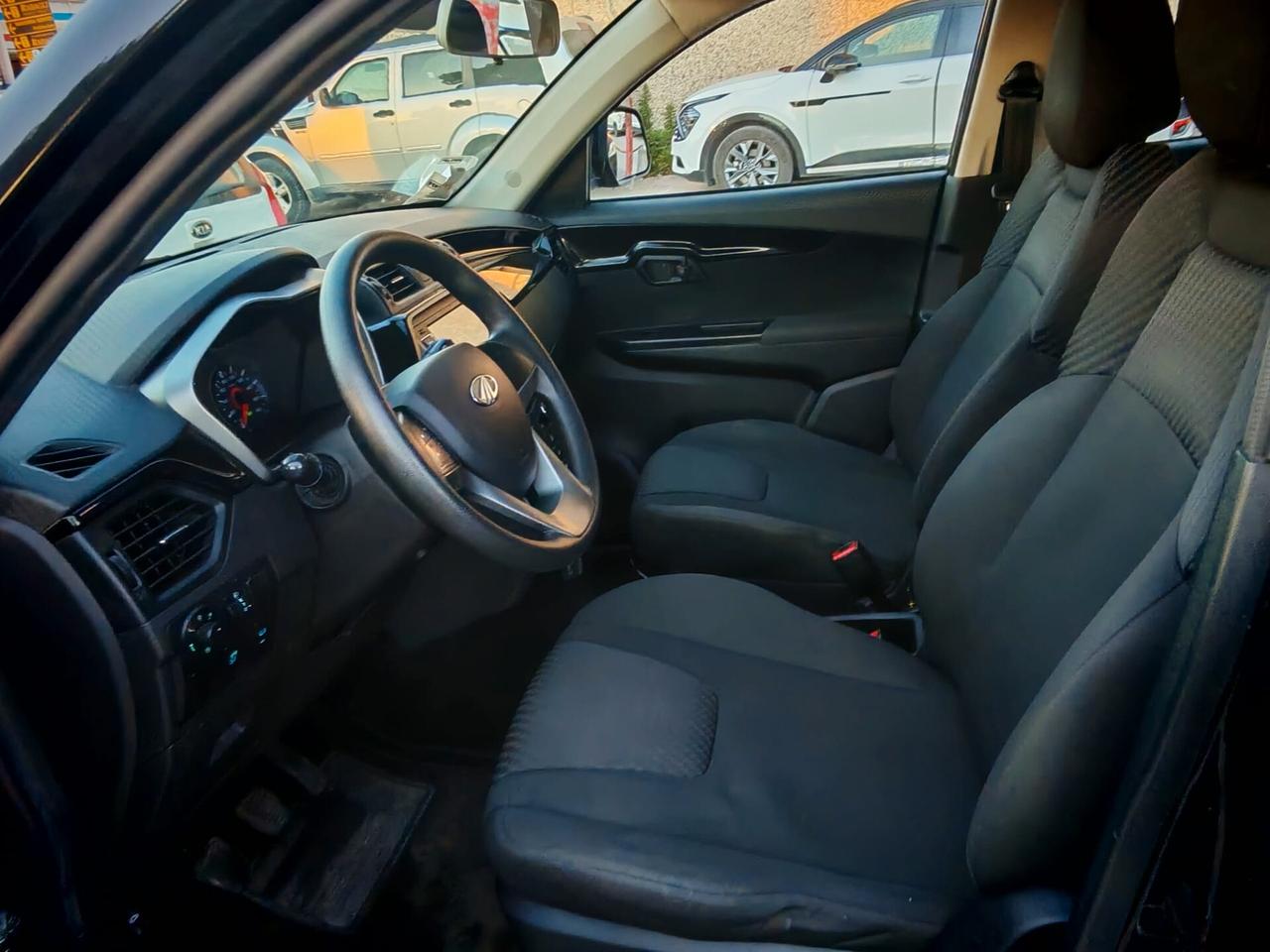 Mahindra KUV100 1.2 VVT K8 GPL