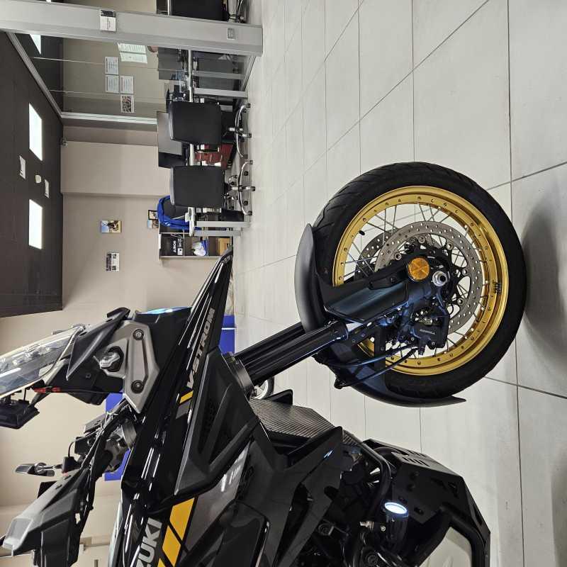 Suzuki V-Strom 1050XT - 2021
