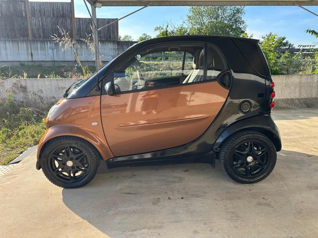 SMART ForTwo 800 smart DIESEL * PELLE * OK NEOPATENTATI AUTOMAT