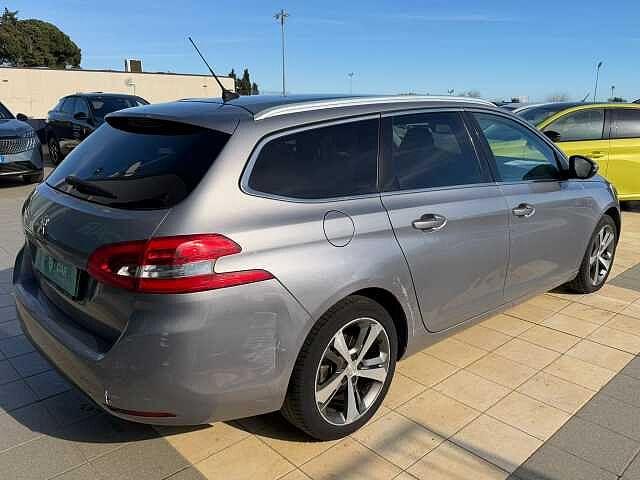 Peugeot 308 BlueHDi 120 S&S SW Allure