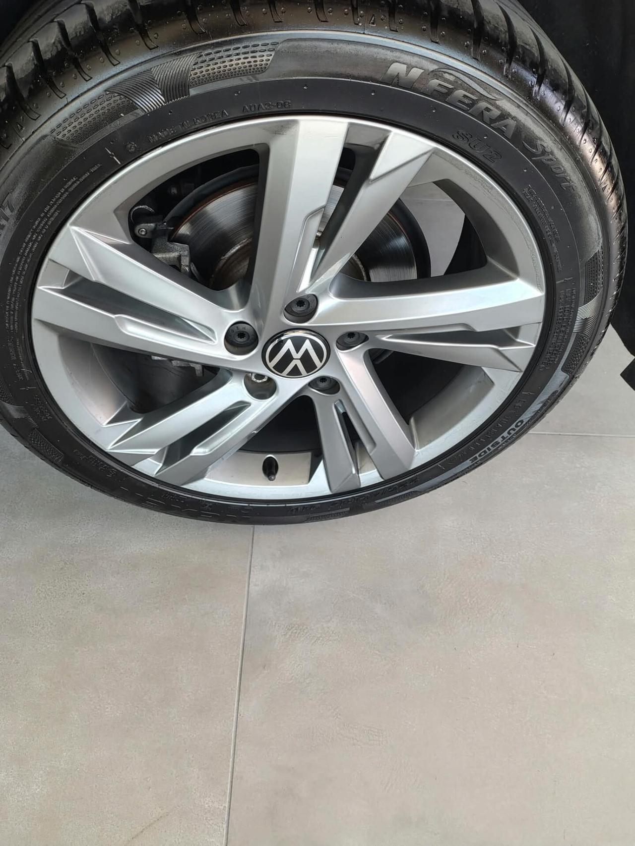 Volkswagen Golf 2.0 TDI 150 CV SCR R-Line