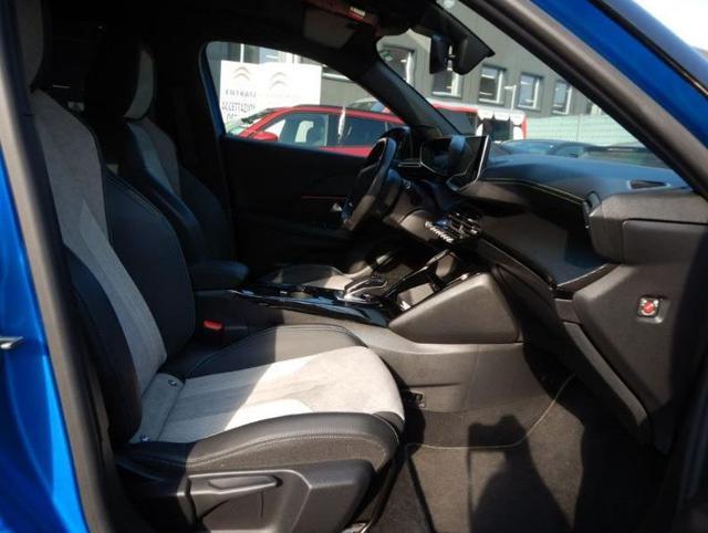 PEUGEOT 2008 motore elettrico 136 CV GT TETTO APRIBILE
