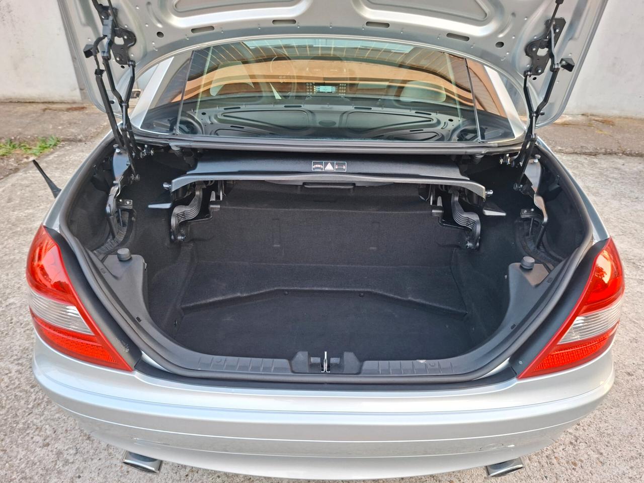 Mercedes SLK R171 280 3.0 V6 231 cv