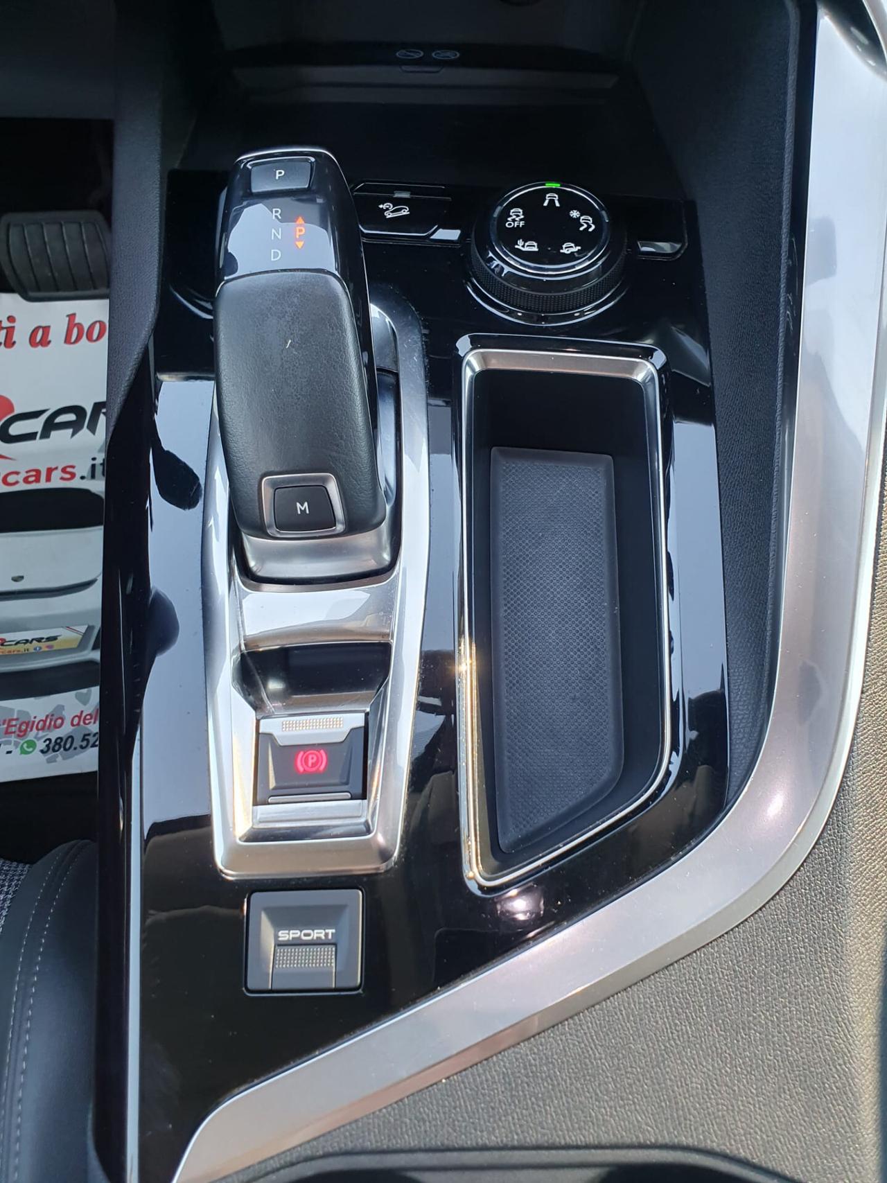 Peugeot 3008 BlueHDi 130 S&S Allure