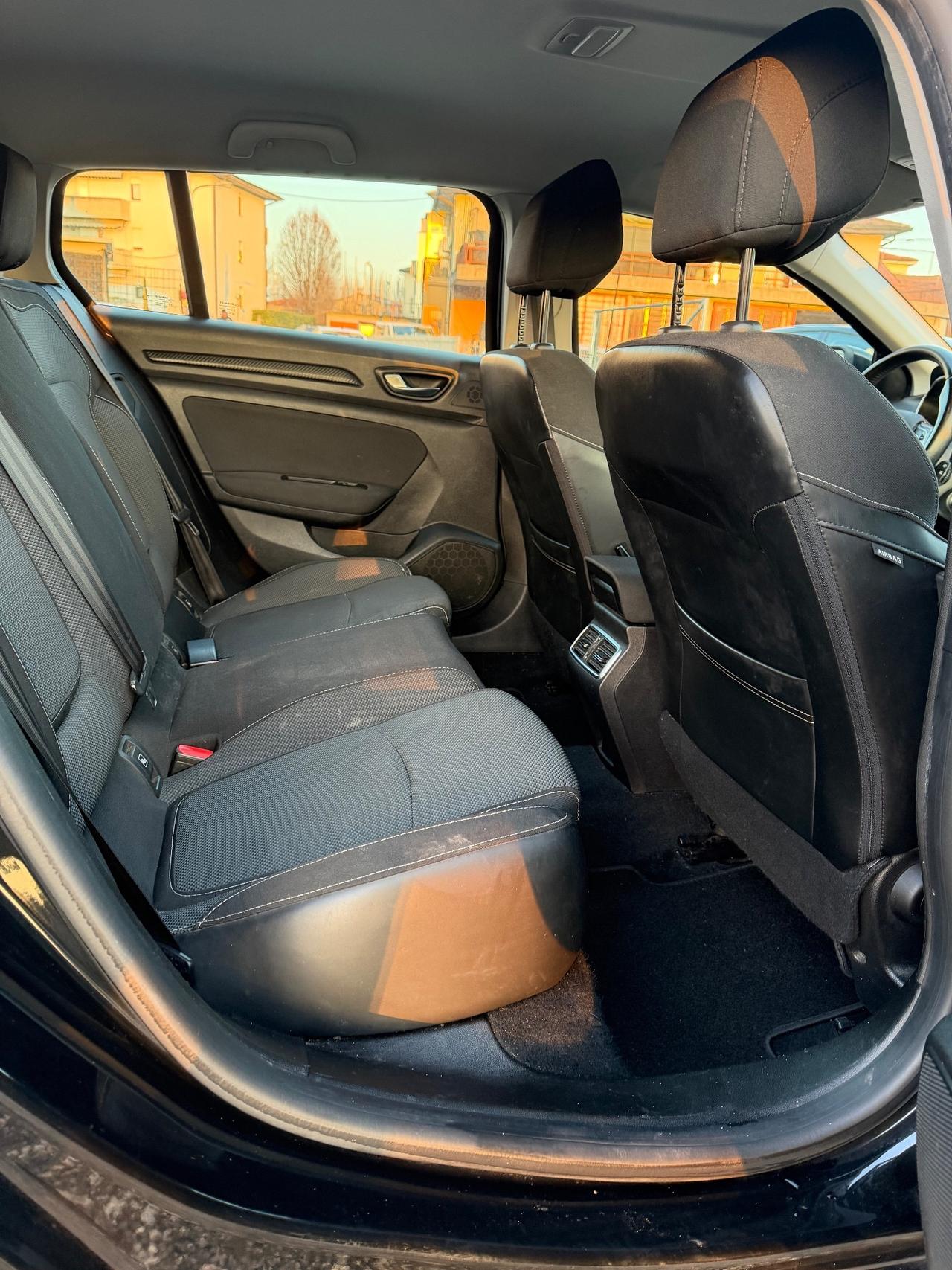 Renault Megane Mégane Sporter dCi 8V 110 CV EDC Energy Intens