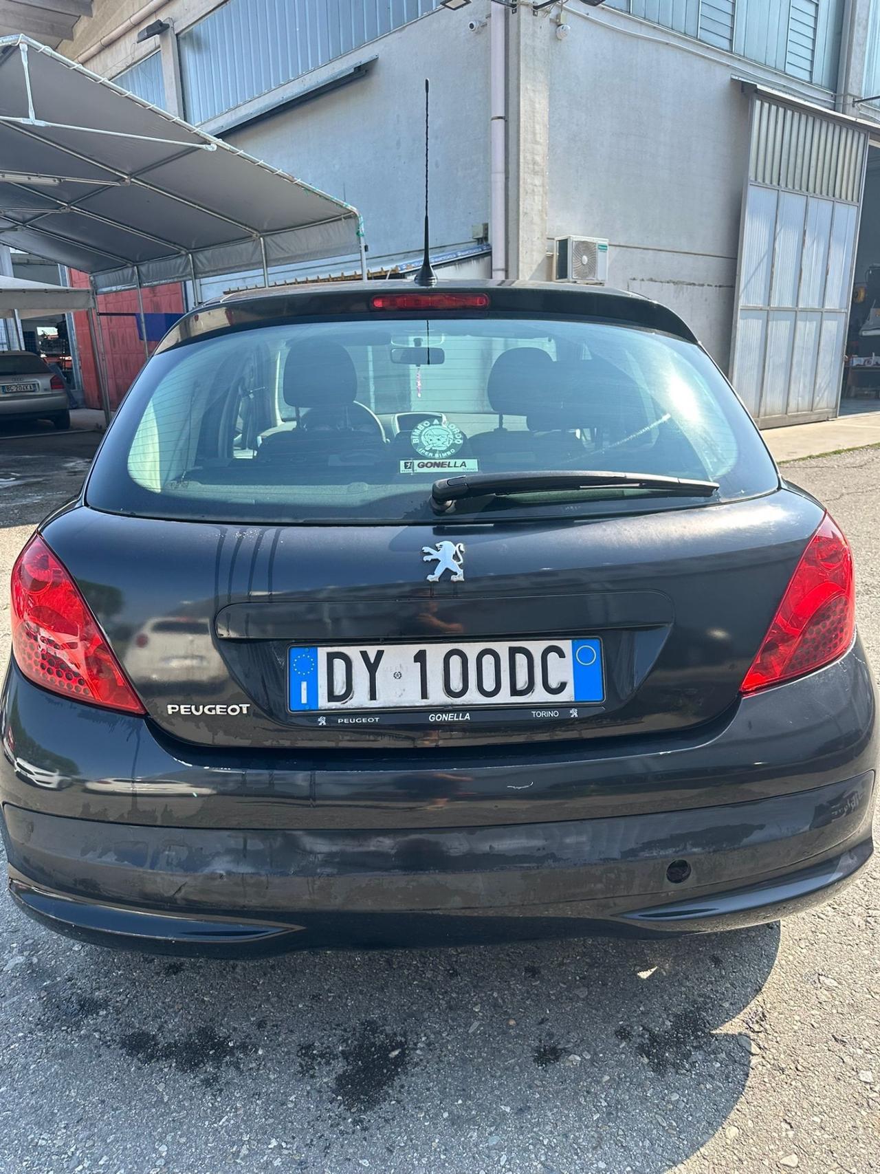 Peugeot 207 1.4 8V 75CV 5p. X Line ECO GPL