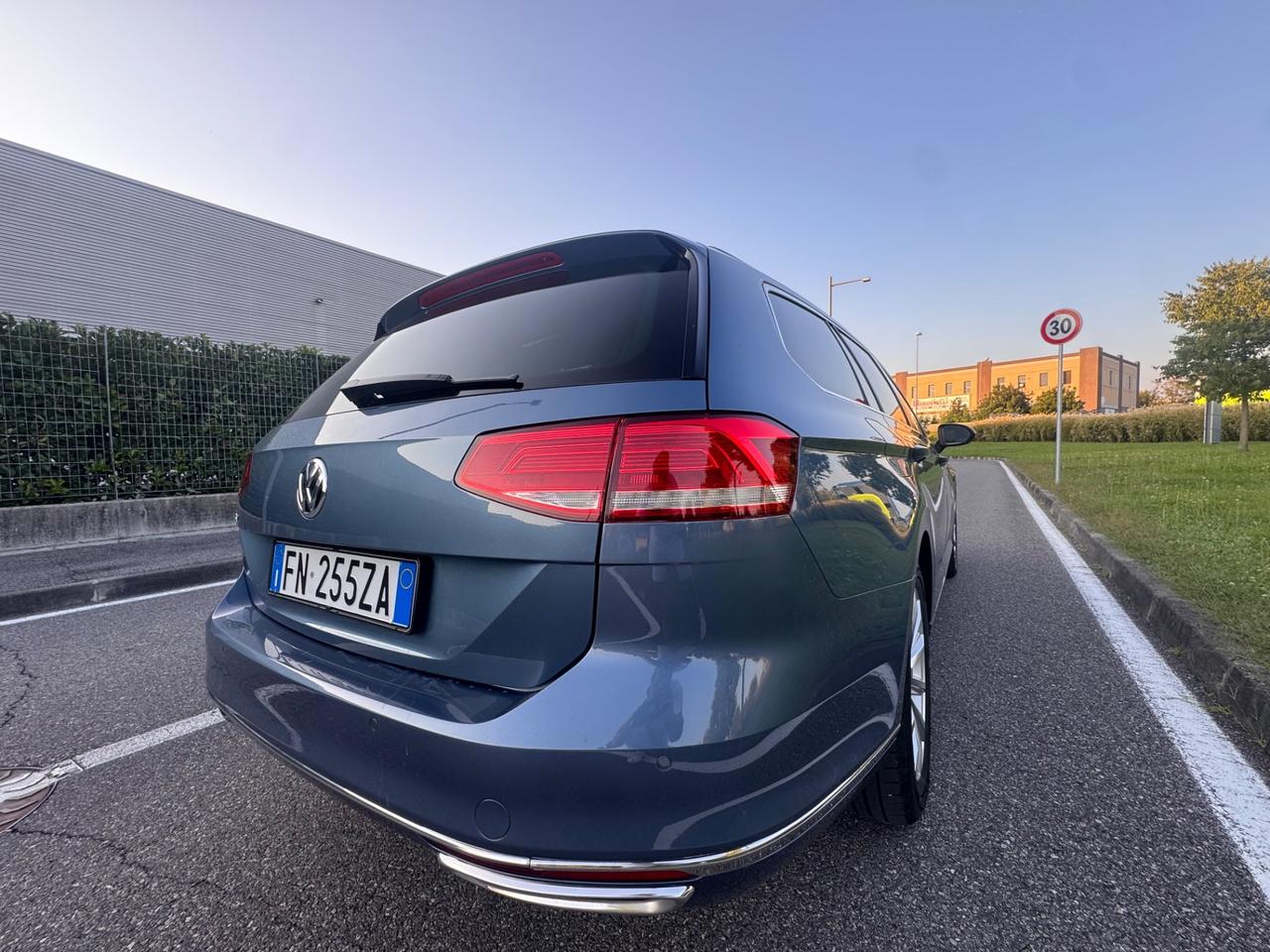 Volkswagen Passat Variant 2.0 TDI DSG Executive BlueMotion Tech.