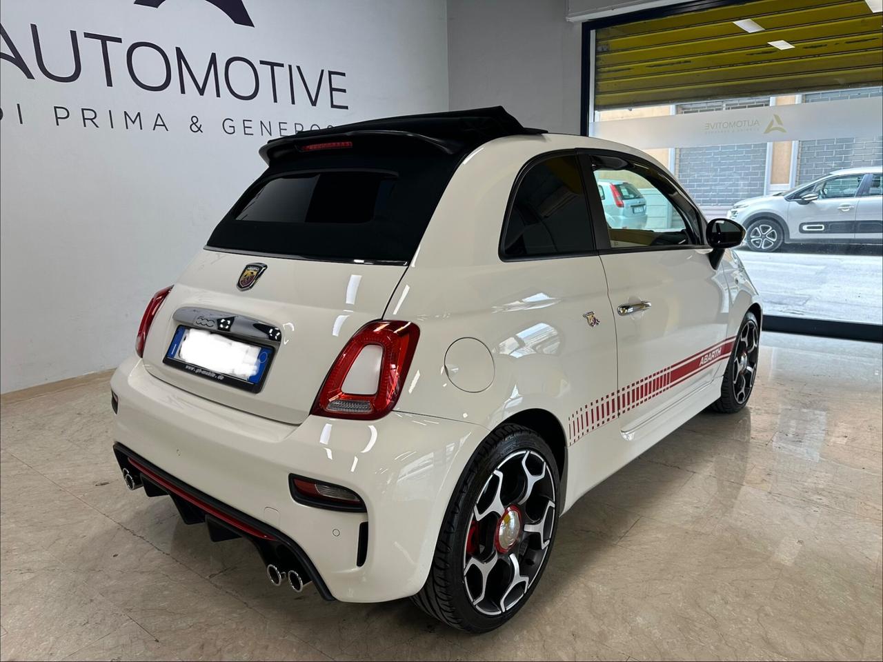Abarth 500 C 1.4 Turbo T-Jet Custom