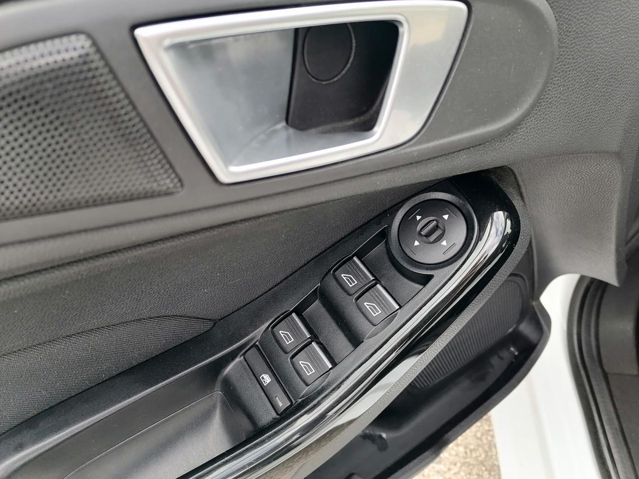 Ford Fiesta 1.5 TDCi 75CV 5 porte TITANIUM 2017