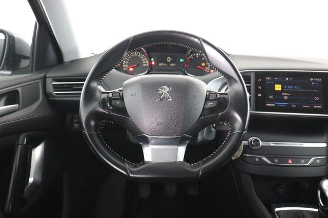 PEUGEOT 308 308 BlueHDi 130 S&S SW Style (a stock)