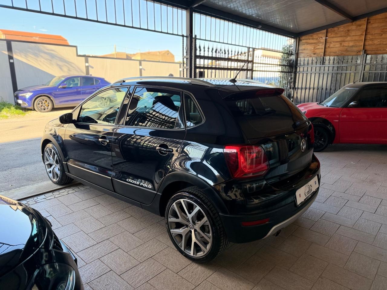 Volkswagen Polo Cross 1.4 TDI DSG BlueMotion Technology