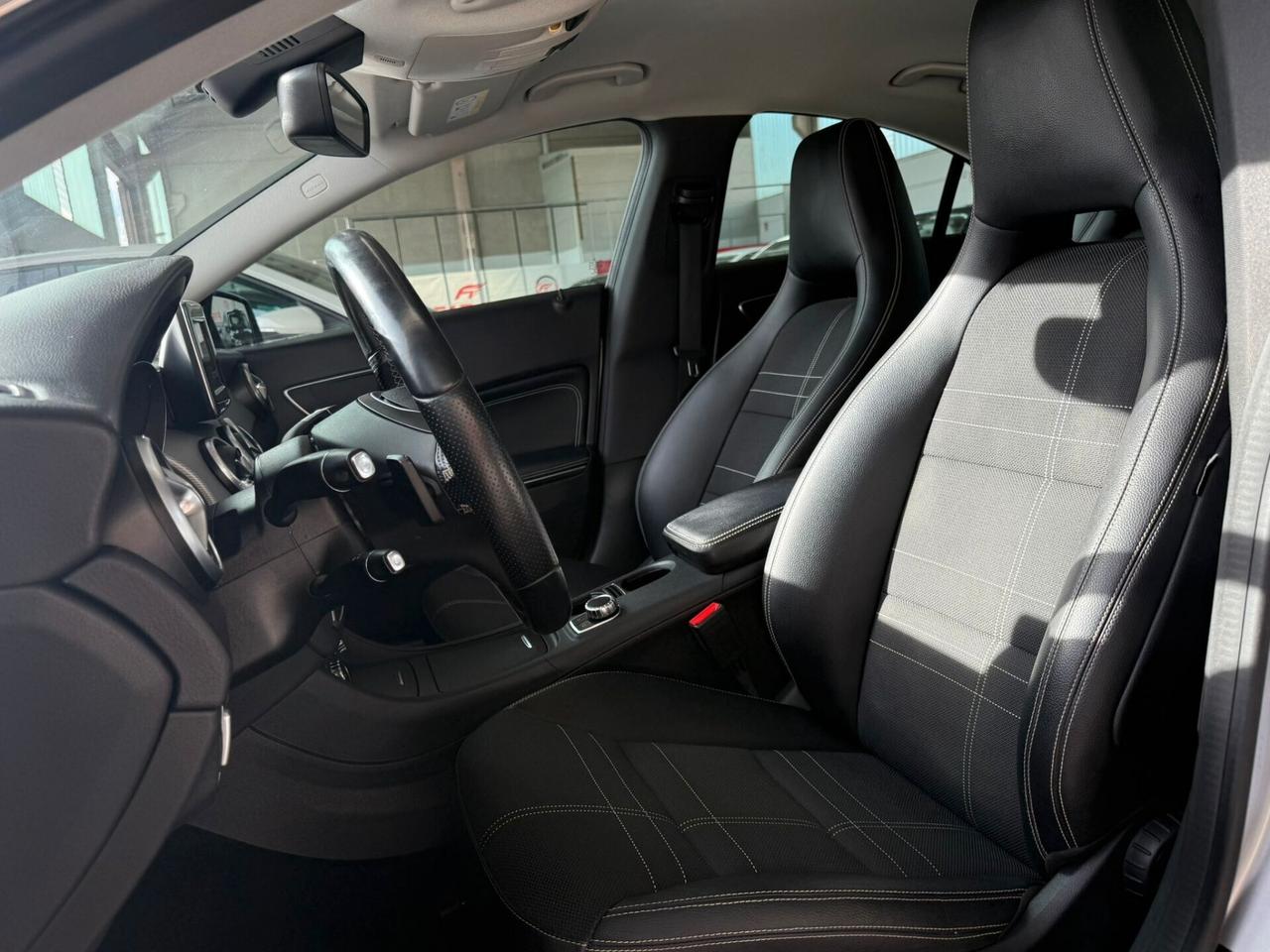 Mercedes-benz CLA 250 4Matic Automatic Premium