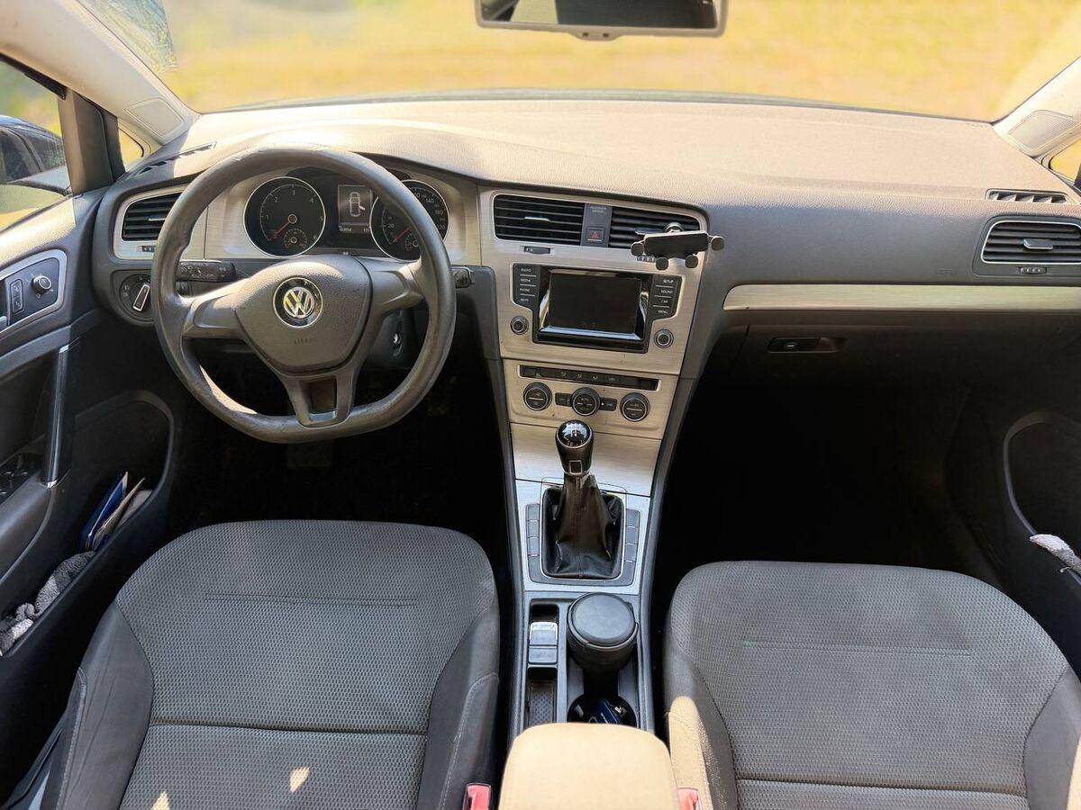 Volkswagen Golf 1.6 tdi Comfortline 5p