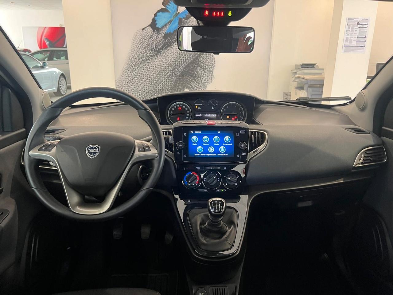 Lancia Ypsilon 1.0 FireFly 5 porte S&S Hybrid Gold