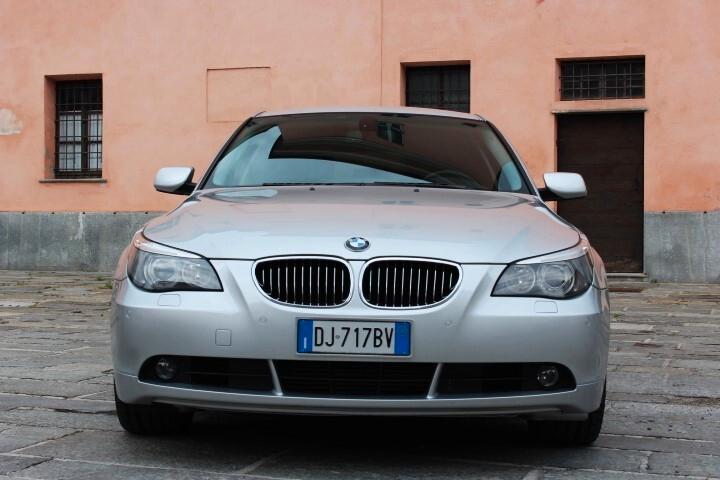 Bmw 530d Touring Futura DA AMATORE FULL OPTIONALS 8 GOMME SU CERCHI LEGA