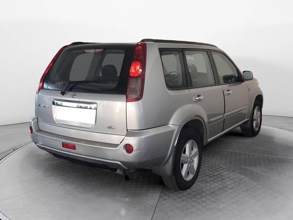 Nissan X-Trail 2.2 dCi Elegance