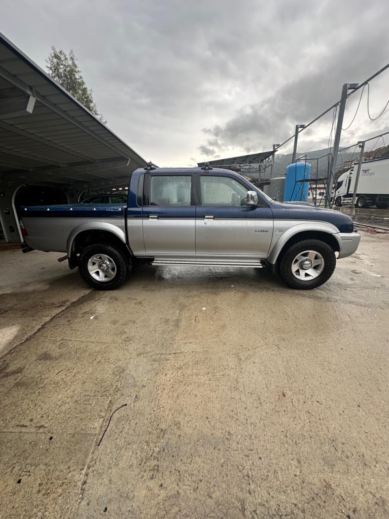 Mitsubishi L200 2.5 TDI 4WD COME NUOVO