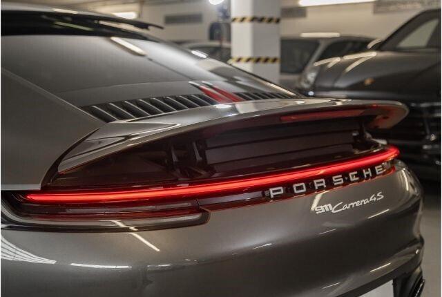 Porsche 911 Carrera 4S