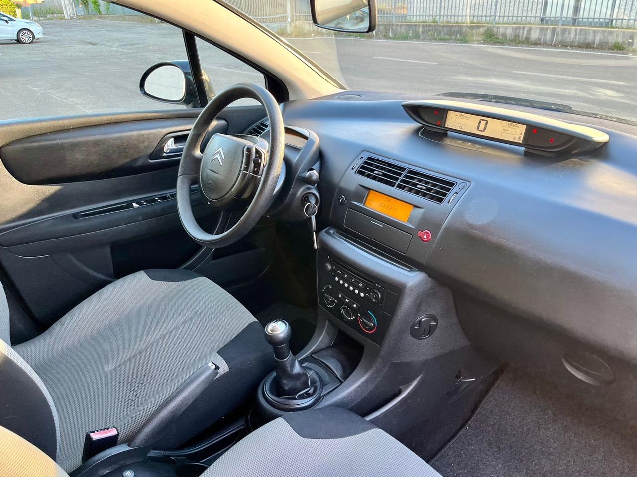 Citroen C4 1.4benz 2006 58.000km pari al nuovo