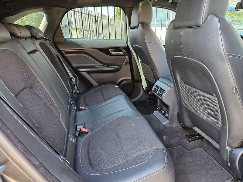 Jaguar F-Pace 2.0d 180cv AWD Autom. R-Sport